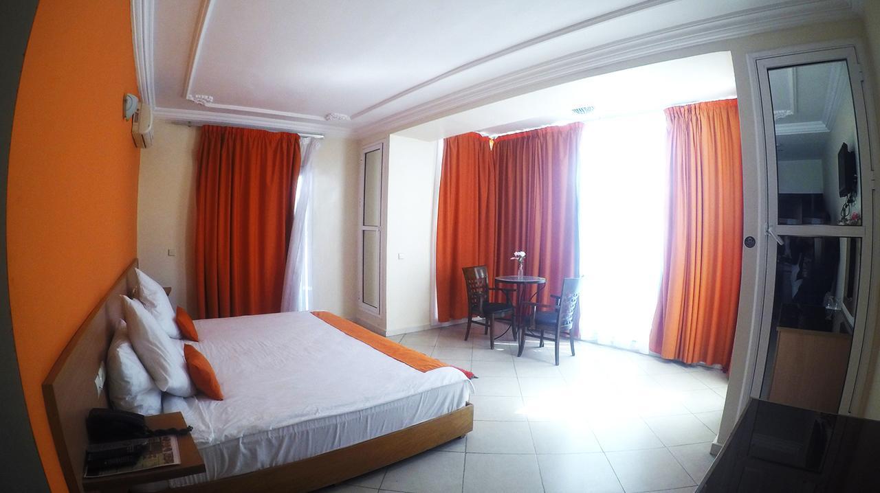 Hotel Aymen Sidi Slimane 外观 照片