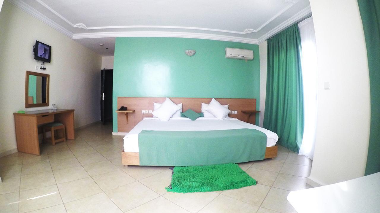 Hotel Aymen Sidi Slimane 外观 照片