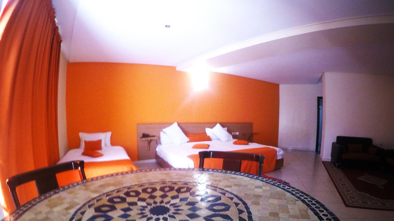 Hotel Aymen Sidi Slimane 外观 照片