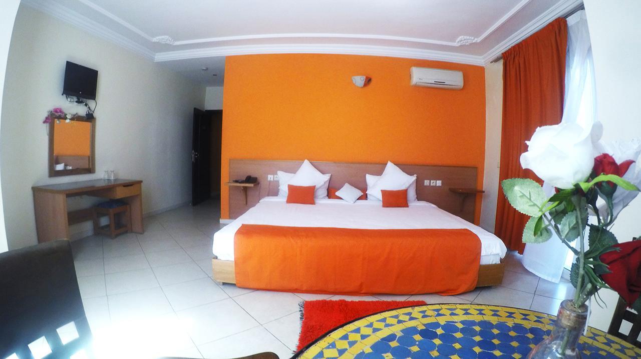 Hotel Aymen Sidi Slimane 外观 照片