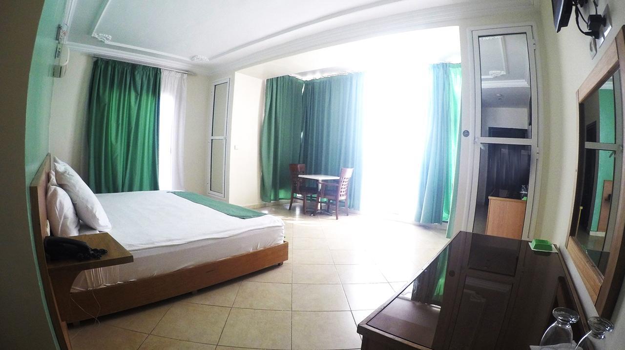 Hotel Aymen Sidi Slimane 外观 照片